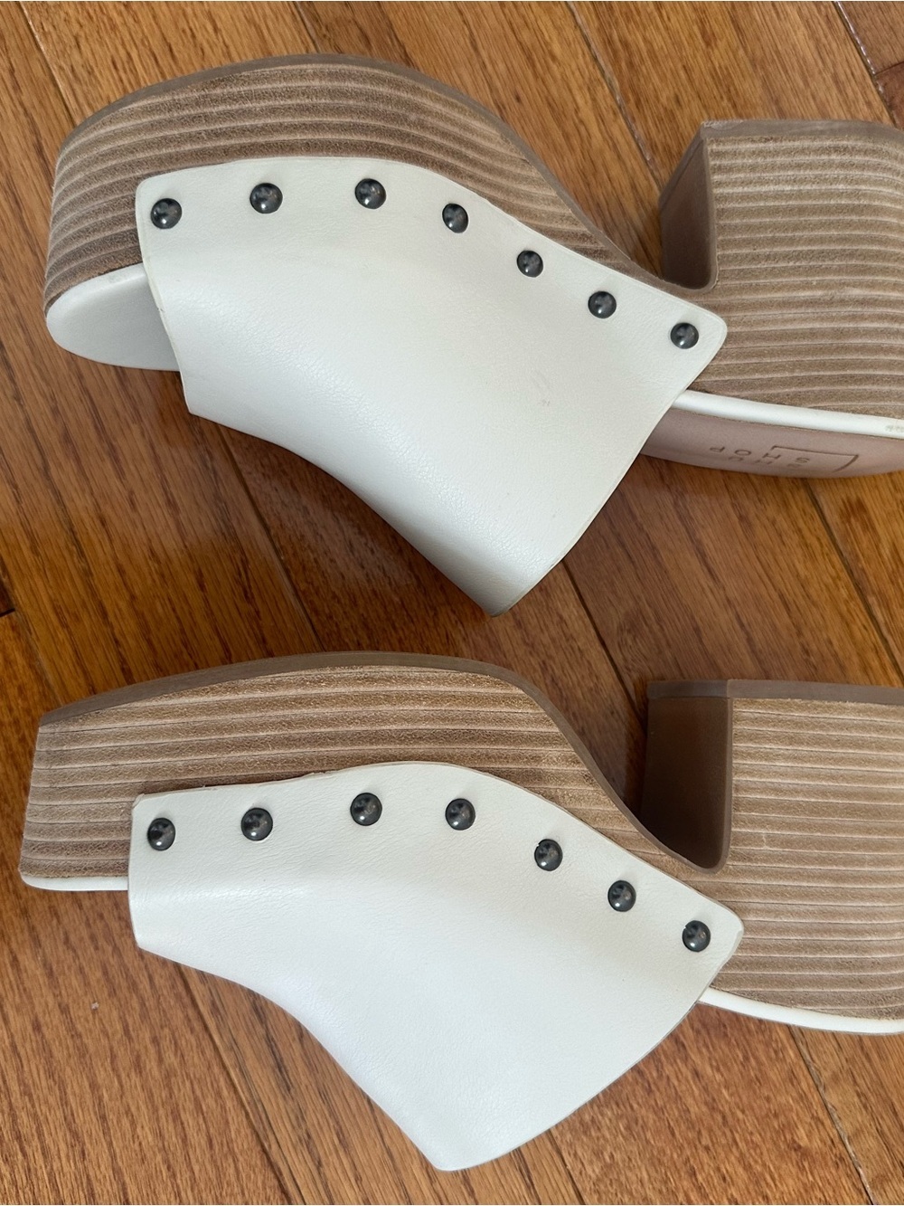 SHUSHOP Cream Platform Mule Sandals with Stud Accents size 9 - Picture 4 of 9